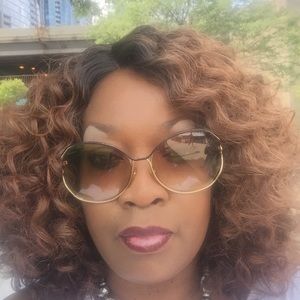 Meet your Posher, Boozwaa